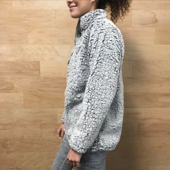 Poshmark Poshfixings Quarter Zip Up Sherpa Sweatshirt - Picture 2 of 2